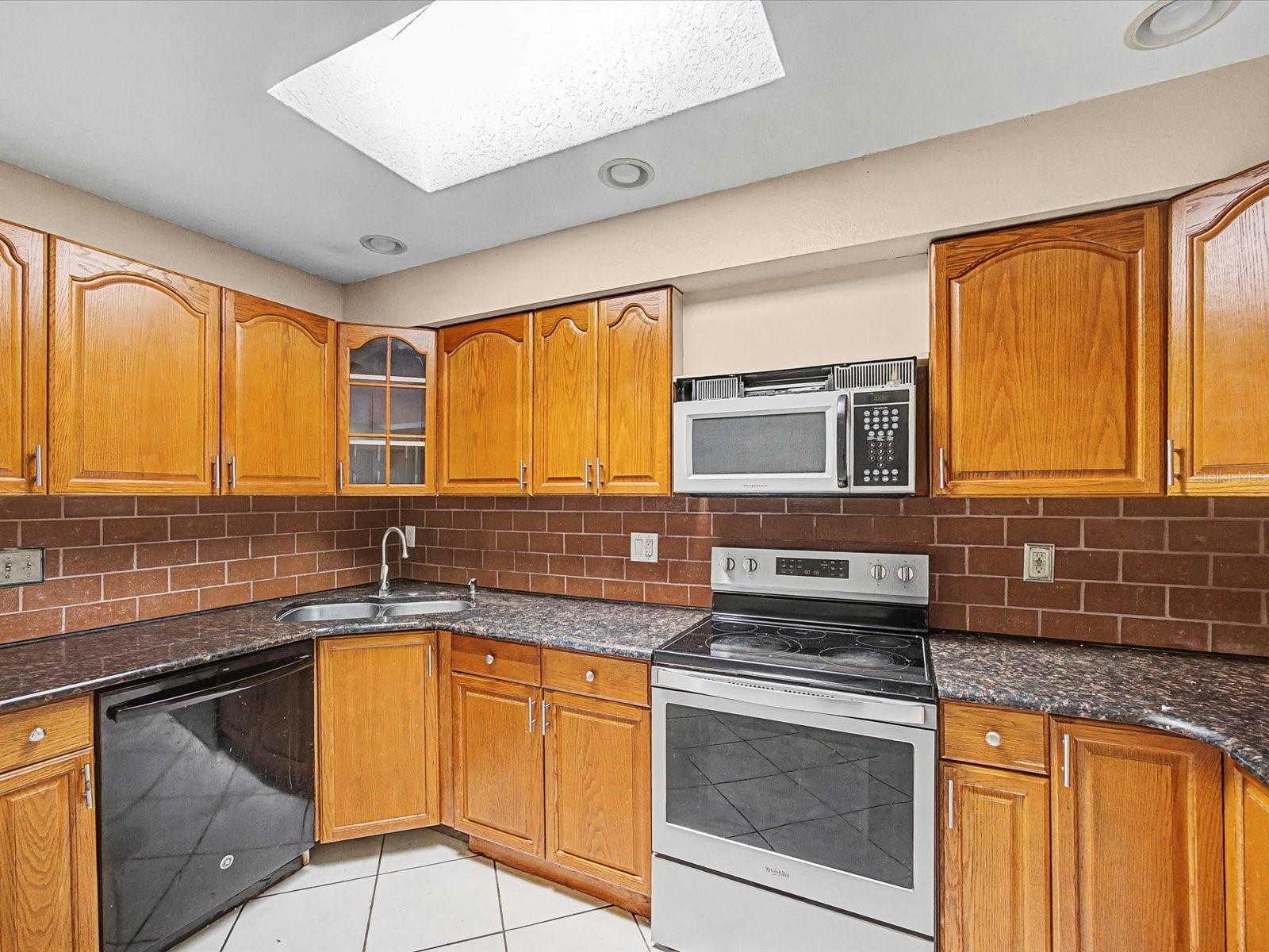 Image 13 of 34 For 3431 Hunt Lane