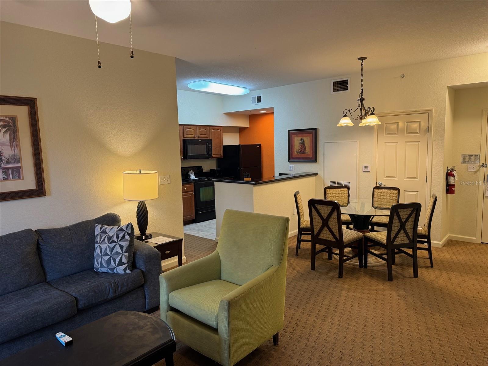 Image 6 of 17 For 8112 Poinciana Boulevard 1206