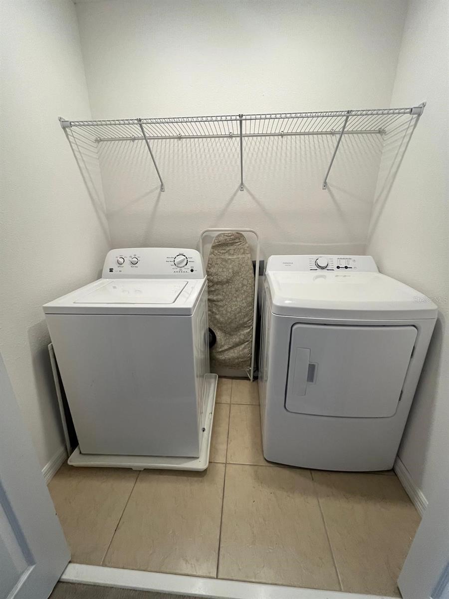 Image 16 of 19 For 350 Annabelle Way