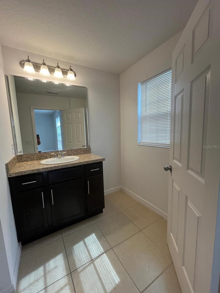 Image 6 of 19 For 350 Annabelle Way