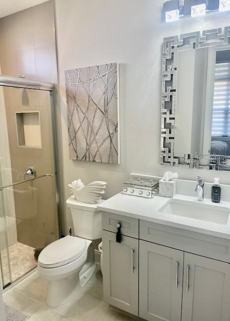 Image 28 of 53 For 360 Caladium Avenue