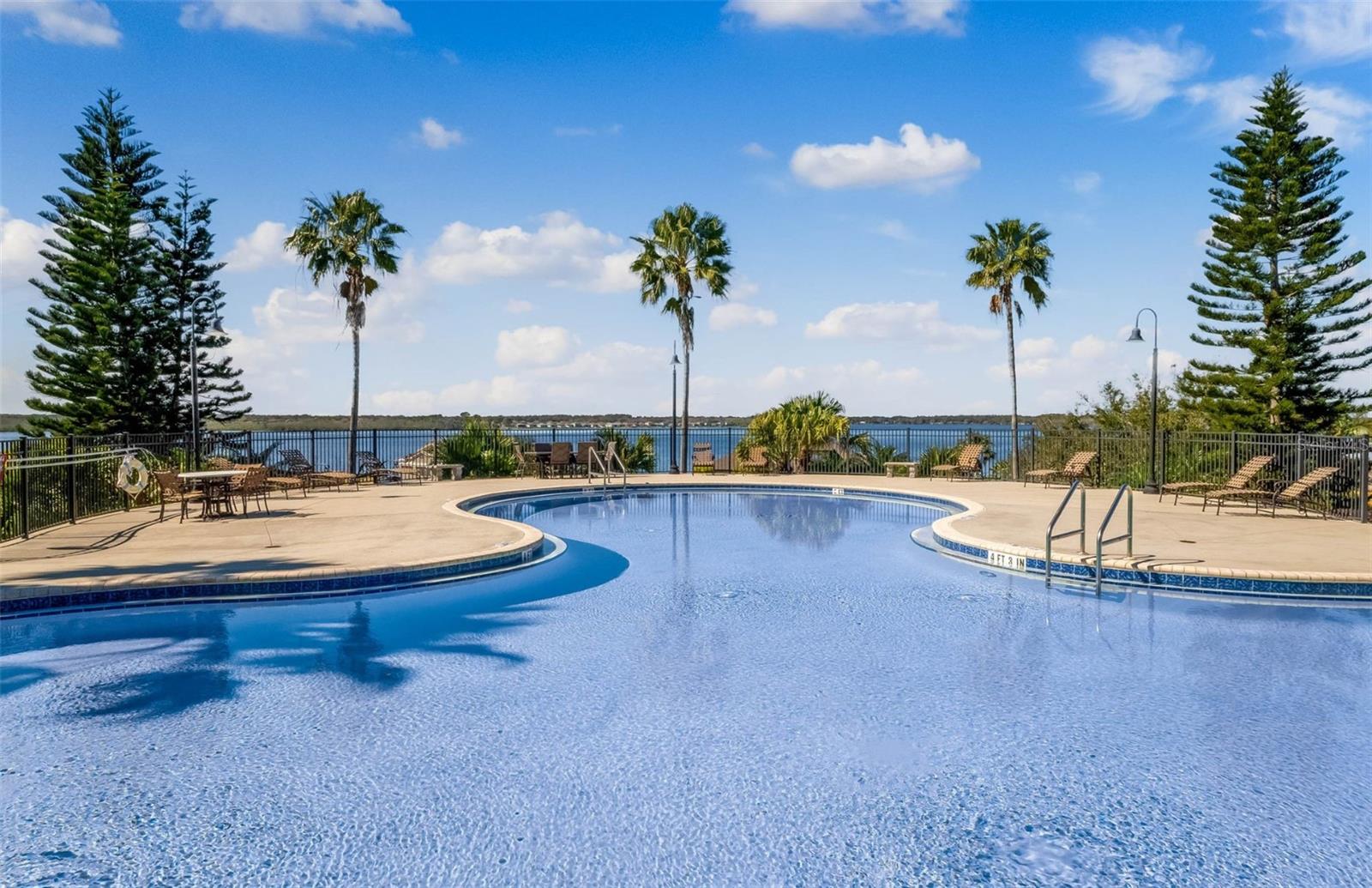 Image 52 of 53 For 360 Caladium Avenue