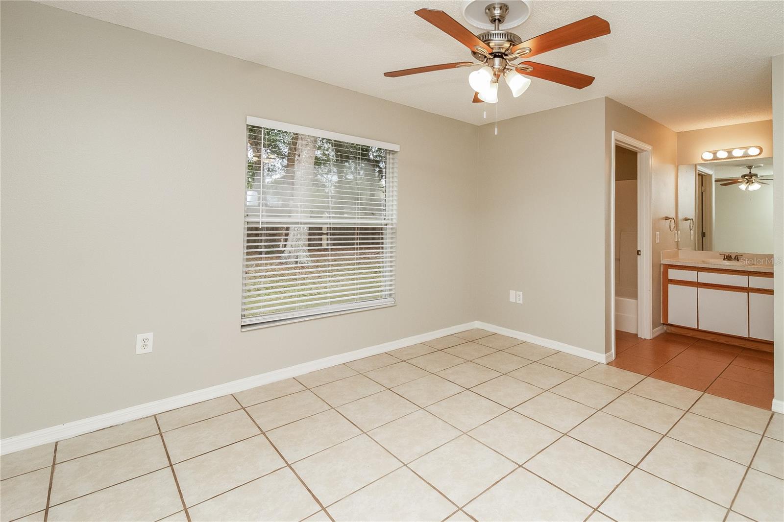 Image 8 of 16 For 3331 Phonetia Drive