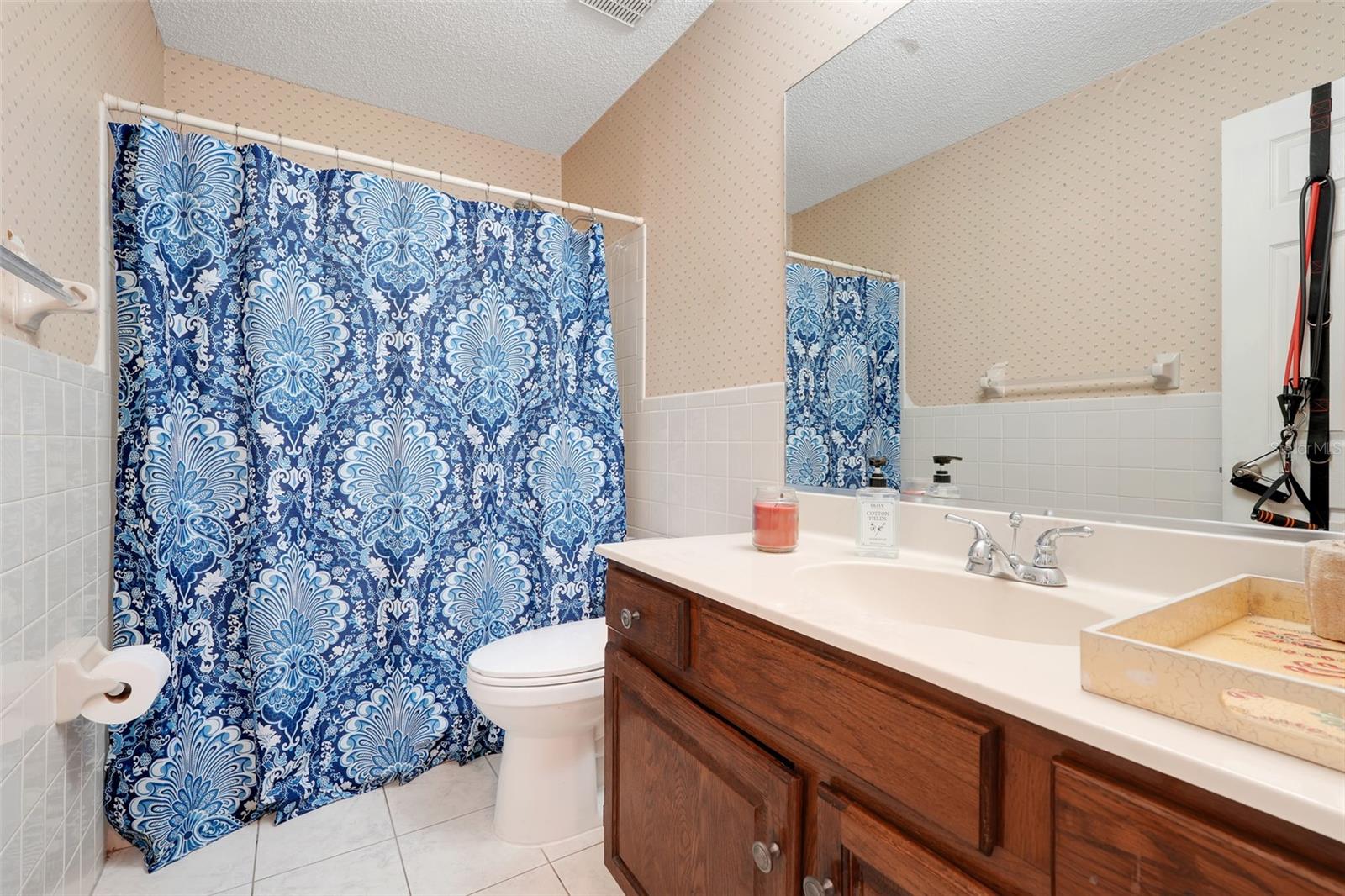 Image 31 of 46 For 6219 Merridith Erin Lane