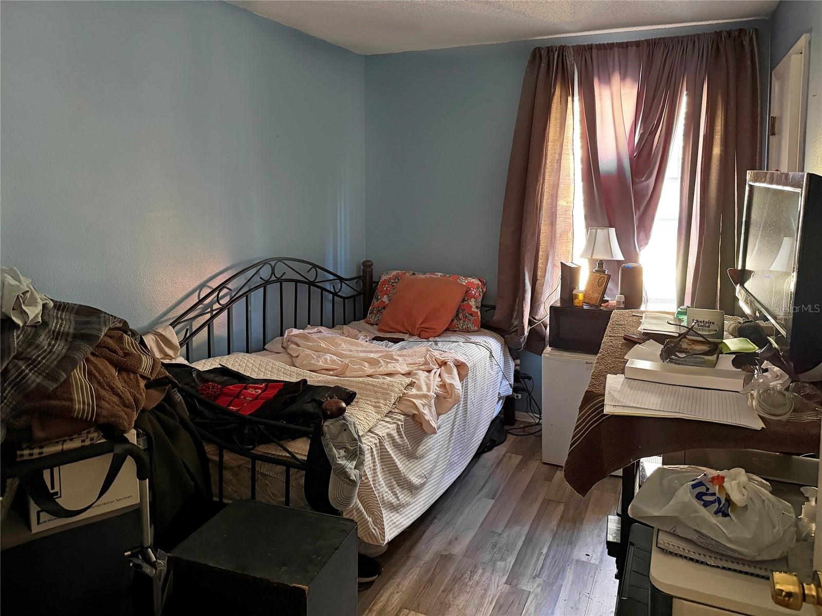 Image 7 of 10 For 918 Loquat Tree Road