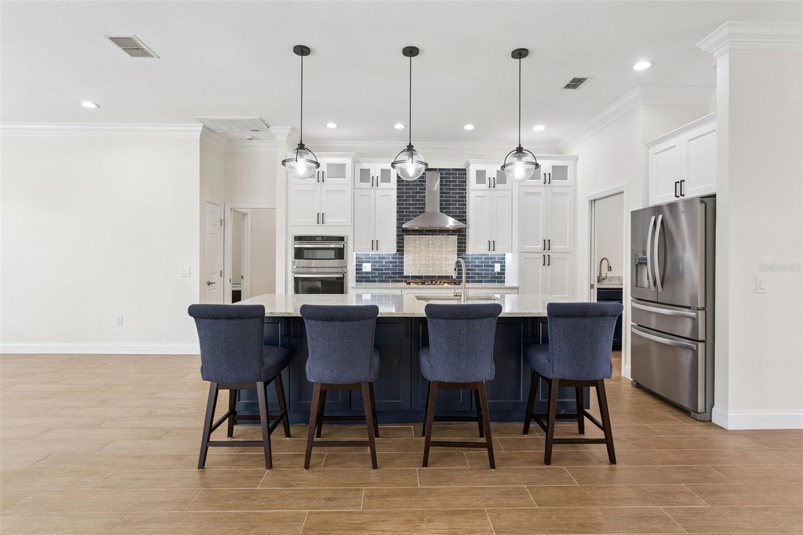 Image 15 of 51 For 6410 Bendelow Drive