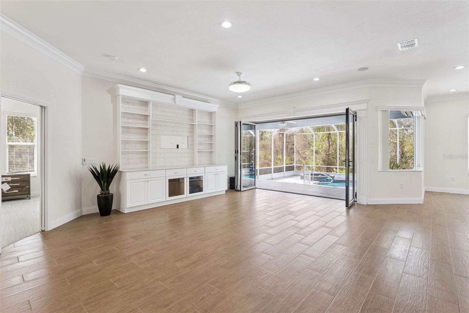 Image 7 of 51 For 6410 Bendelow Drive