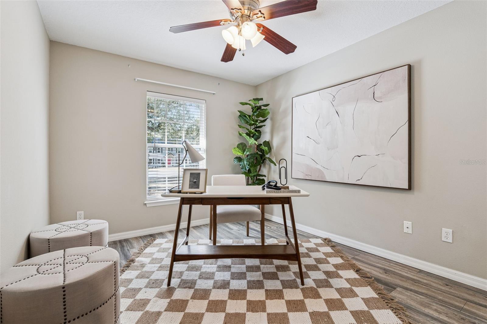 Listing photo id 30 for 1545 Covered Bridge Drive