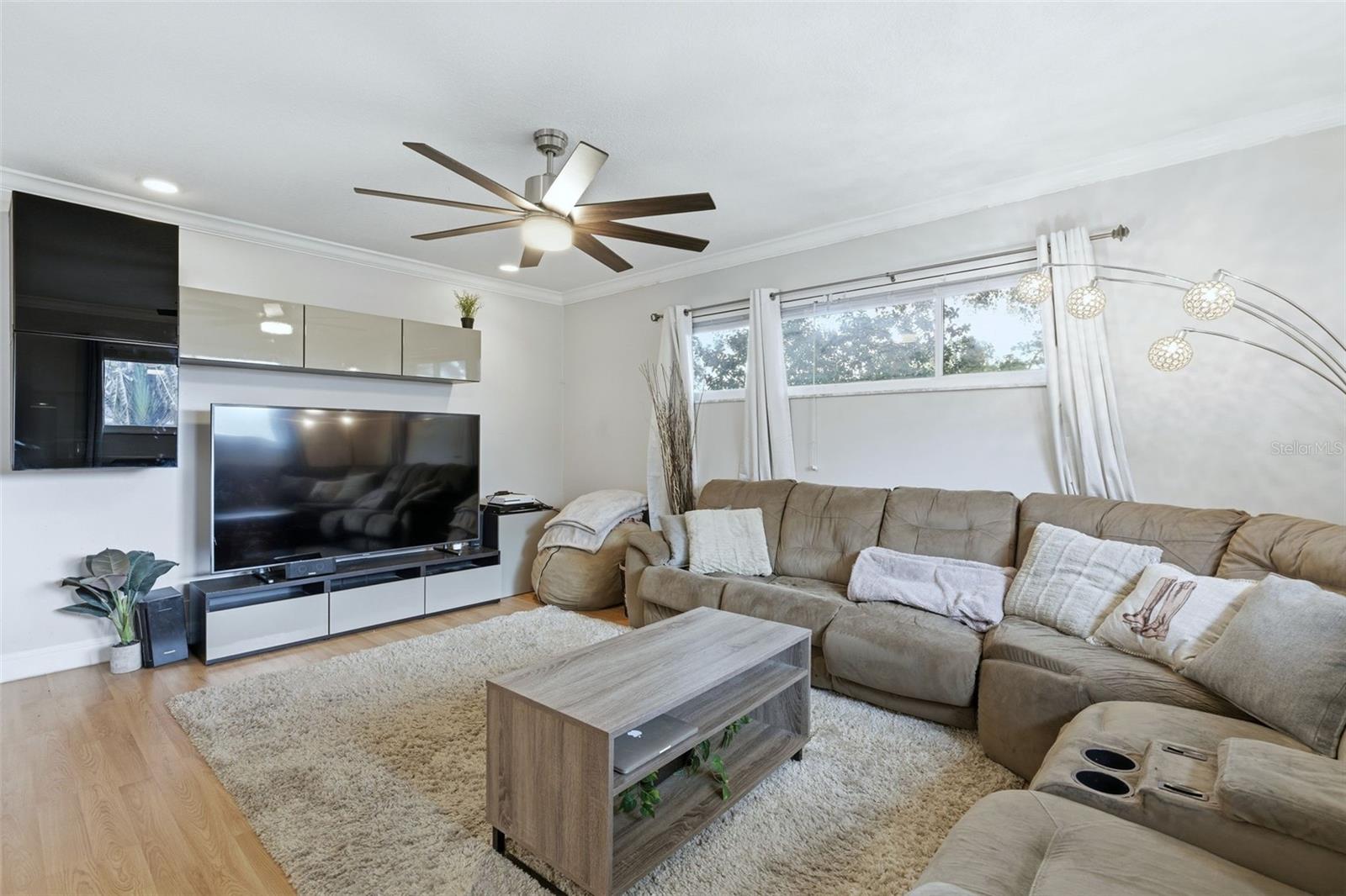 Image 11 of 34 For 602 Mockingbird Lane