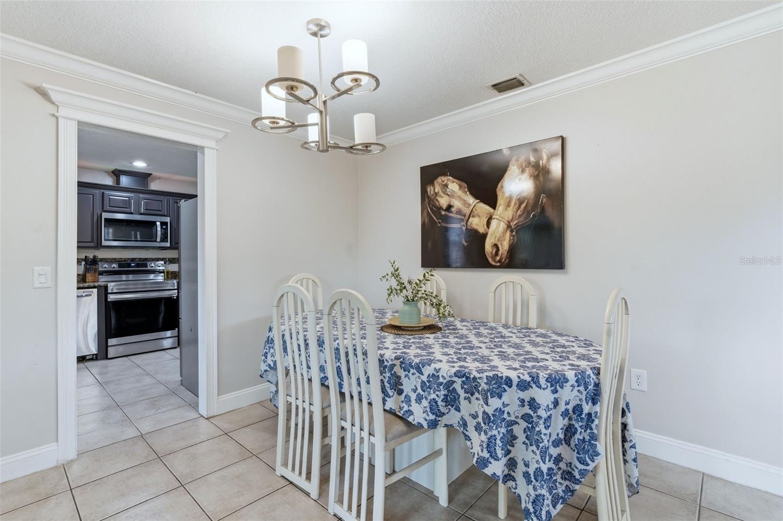 Image 12 of 34 For 602 Mockingbird Lane