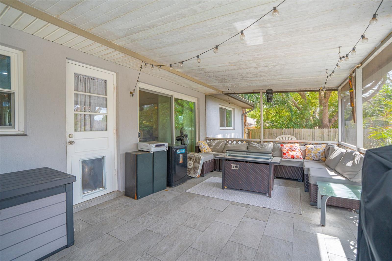 Image 28 of 34 For 602 Mockingbird Lane