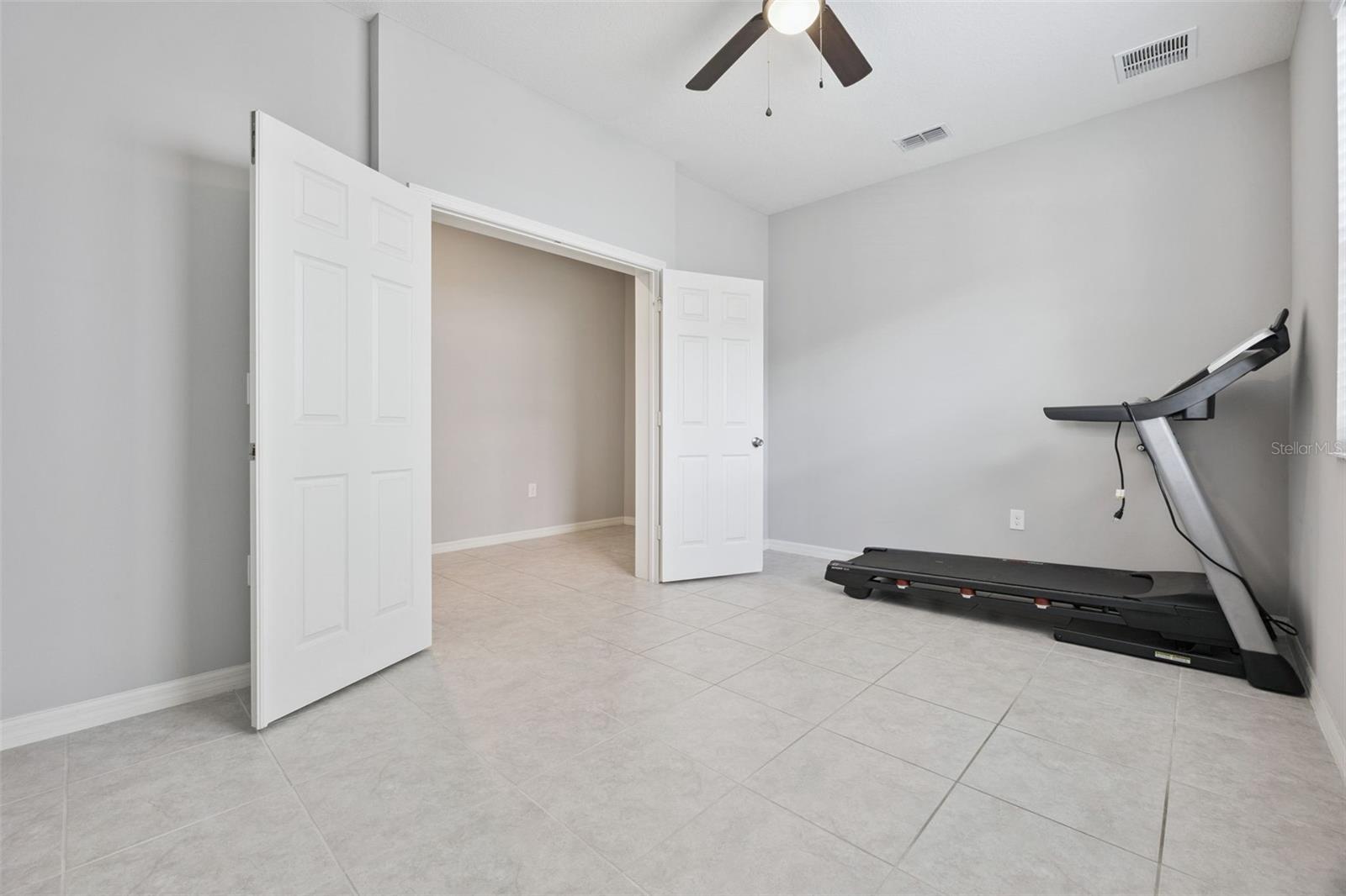 Image 16 of 34 For 3029 Irish Peach Drive