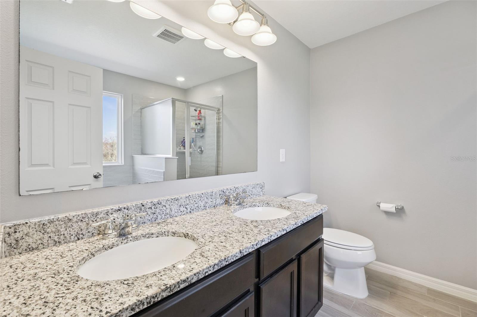 Image 21 of 34 For 3029 Irish Peach Drive