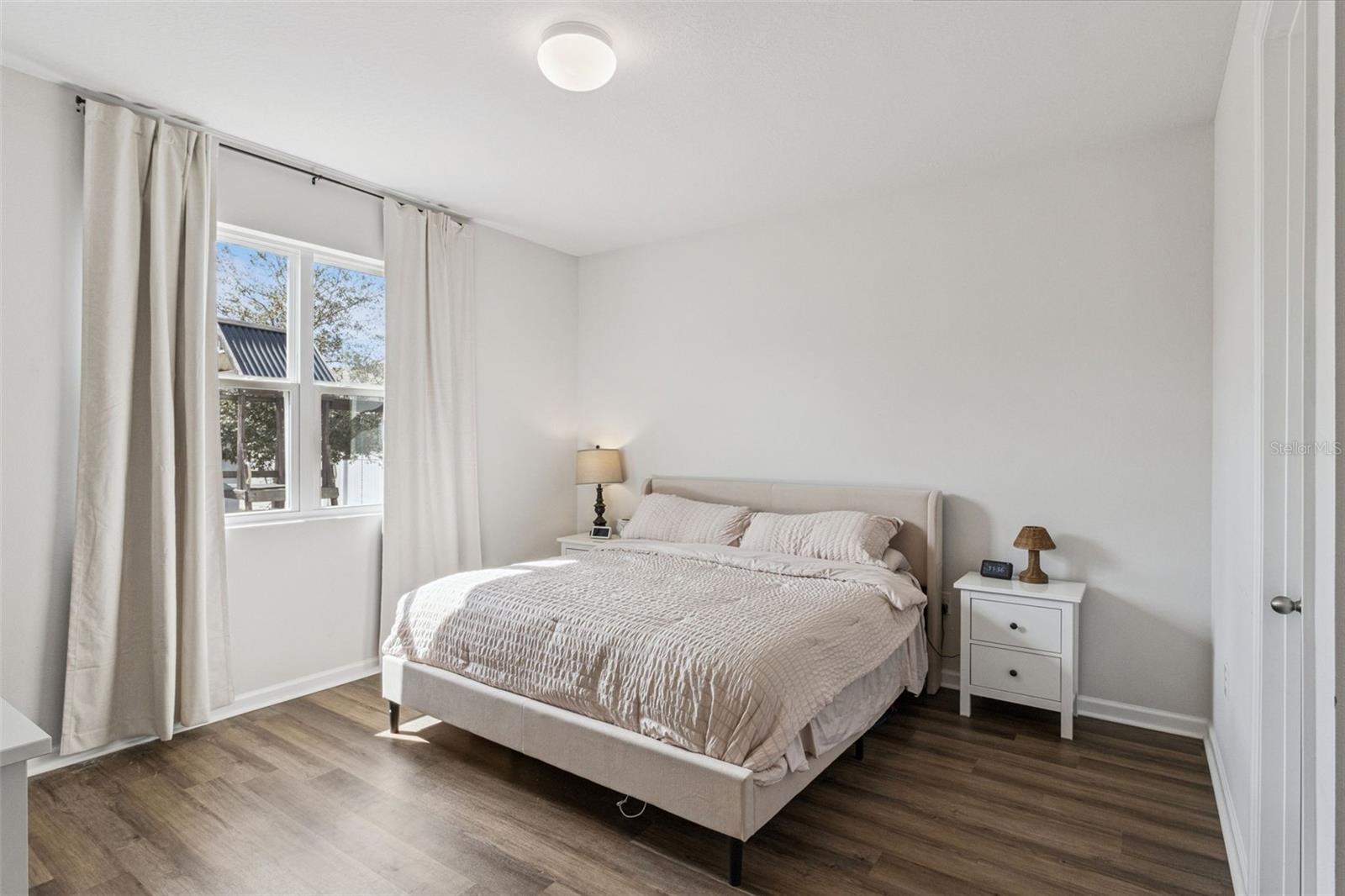 Image 18 of 35 For 303 Buchannan Drive