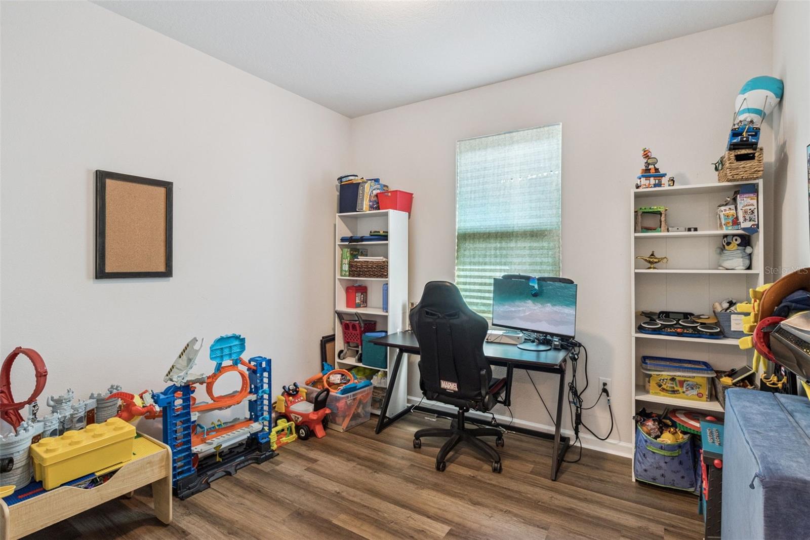 Image 30 of 35 For 303 Buchannan Drive