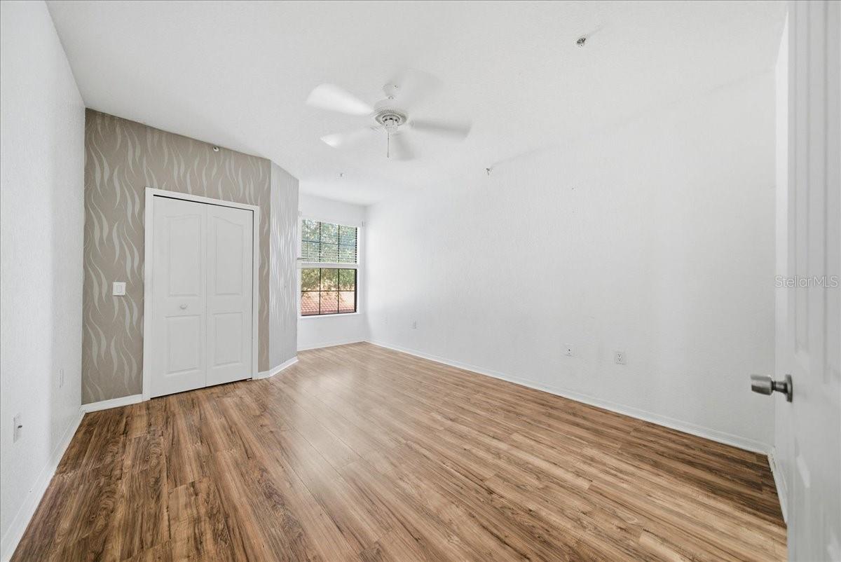 Image 10 of 29 For 6141 Metrowest Boulevard 207