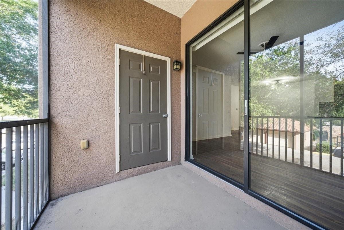 Image 22 of 29 For 6141 Metrowest Boulevard 207