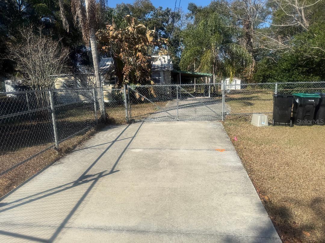 Image 22 of 25 For 7700 Bates Road