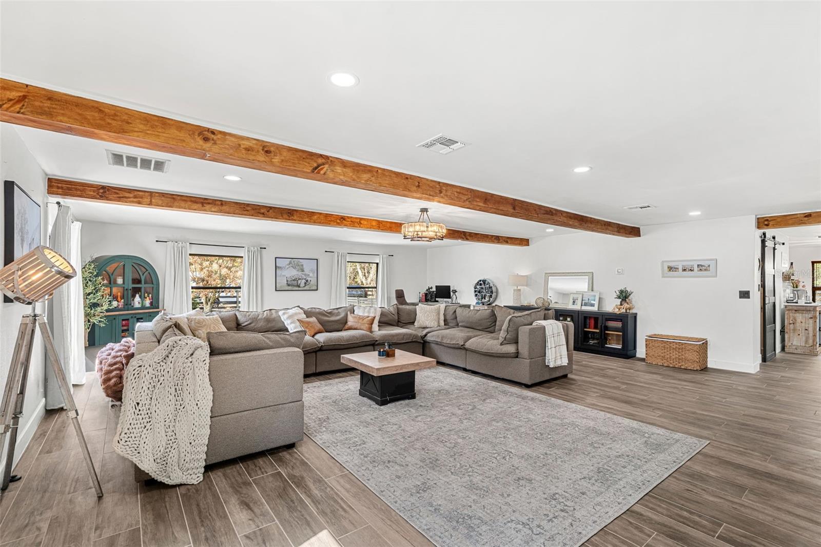 Image 11 of 48 For 17224 Old Country Lane