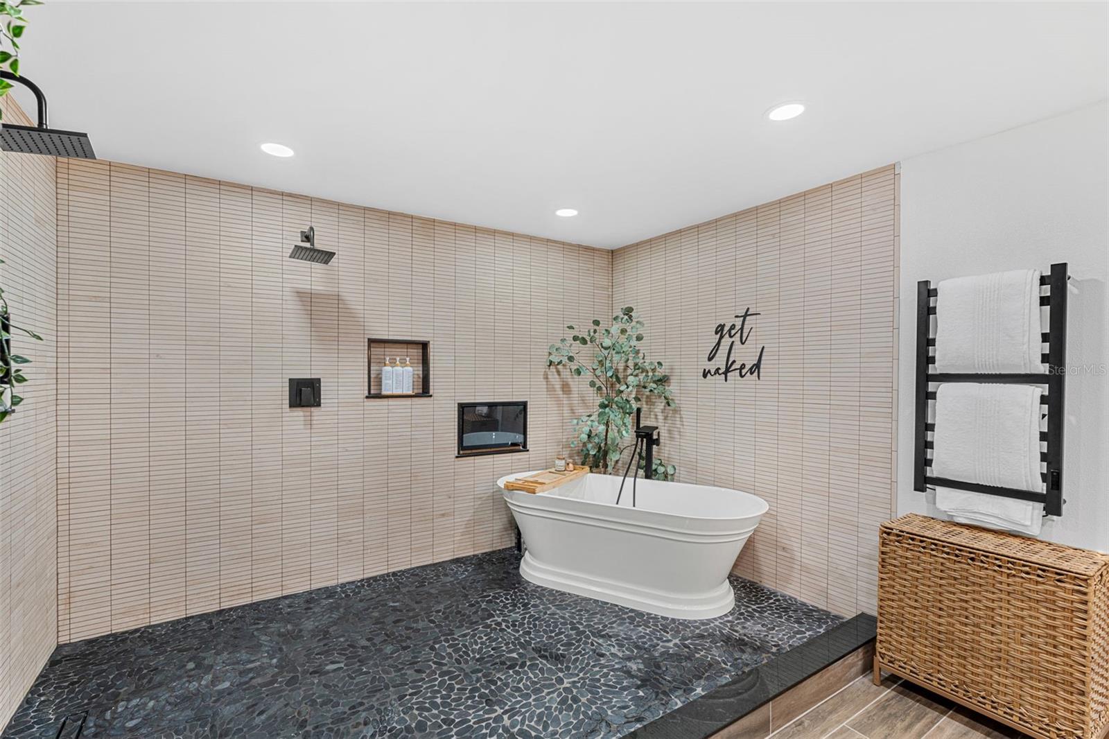 Image 18 of 48 For 17224 Old Country Lane