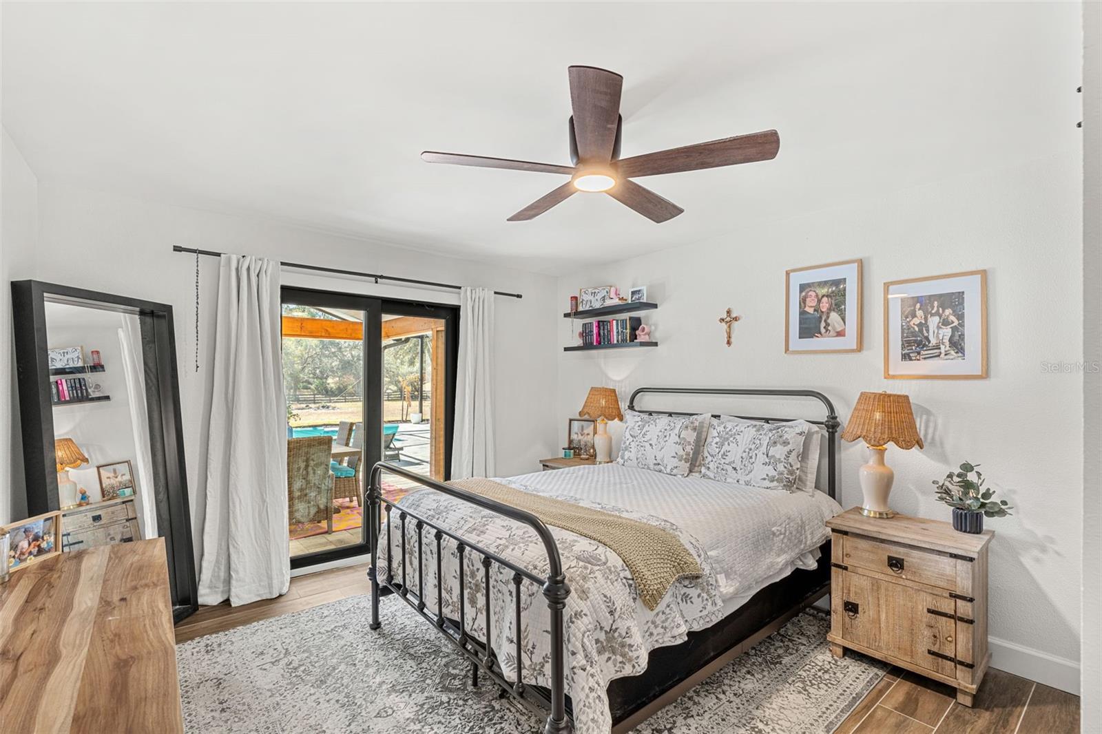 Image 23 of 48 For 17224 Old Country Lane