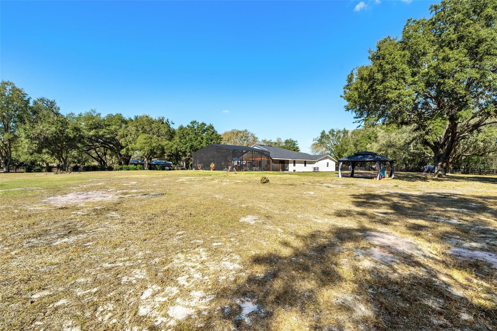 Image 39 of 48 For 17224 Old Country Lane