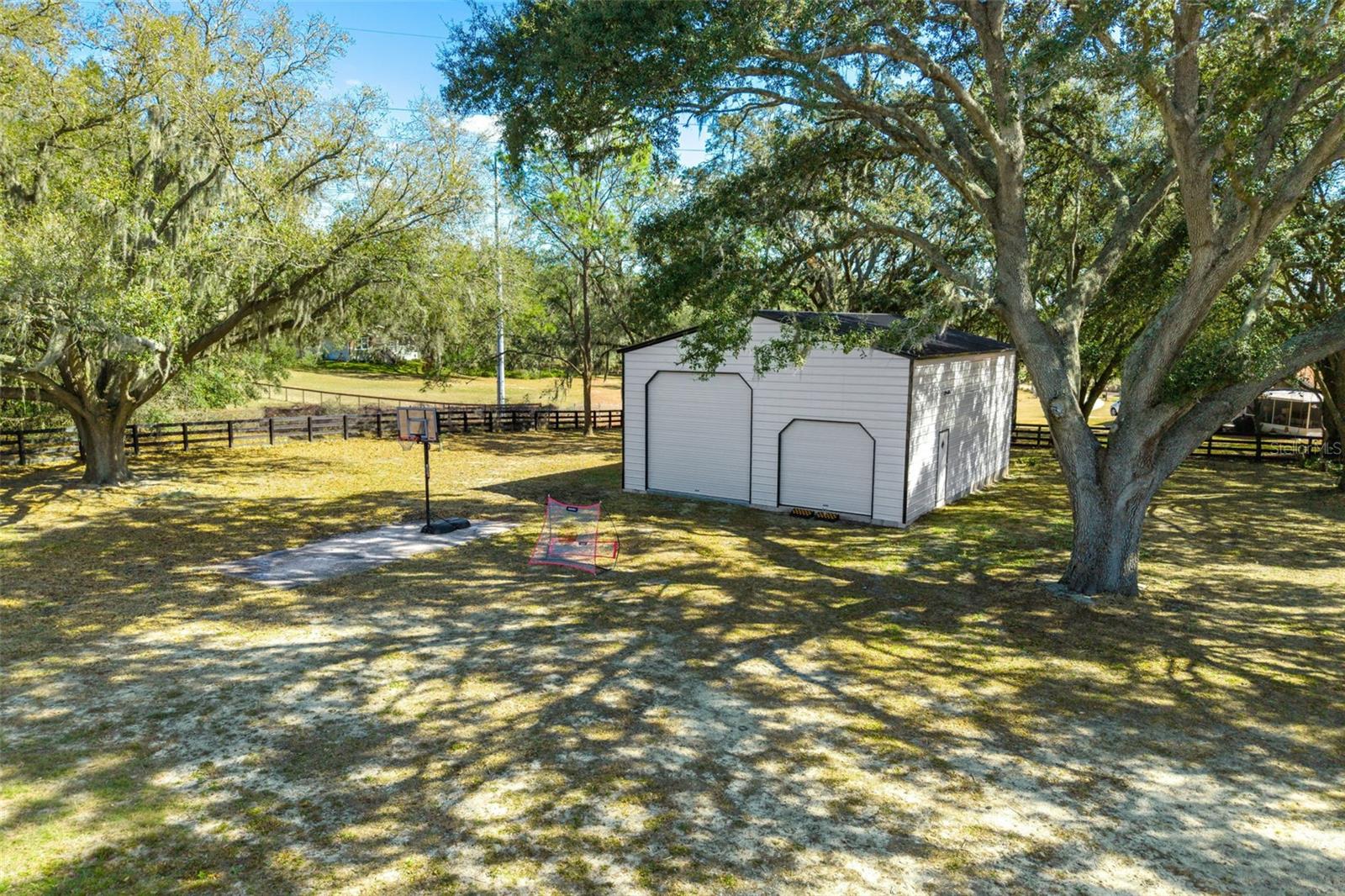 Image 43 of 48 For 17224 Old Country Lane