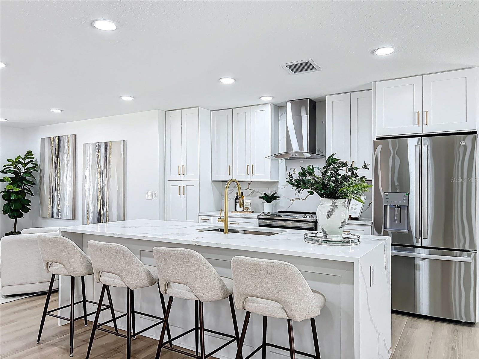 Image 26 of 94 For 351 White Oak Circle