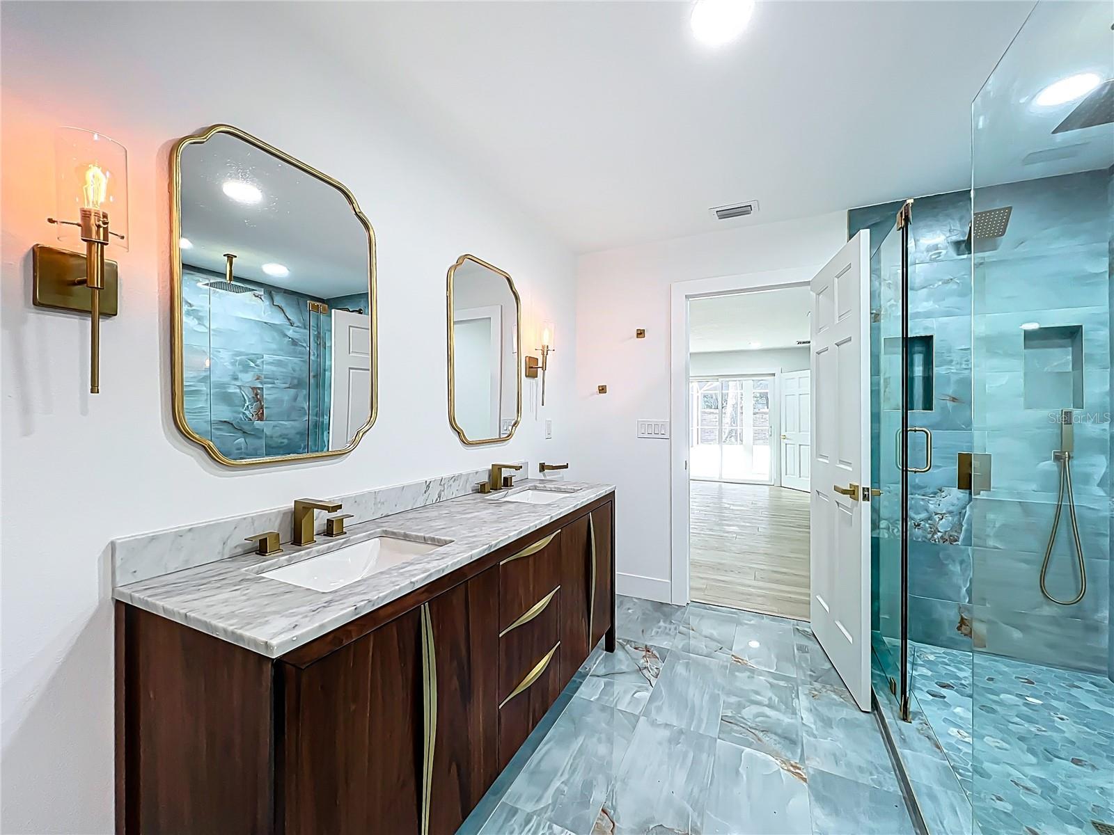 Image 58 of 94 For 351 White Oak Circle