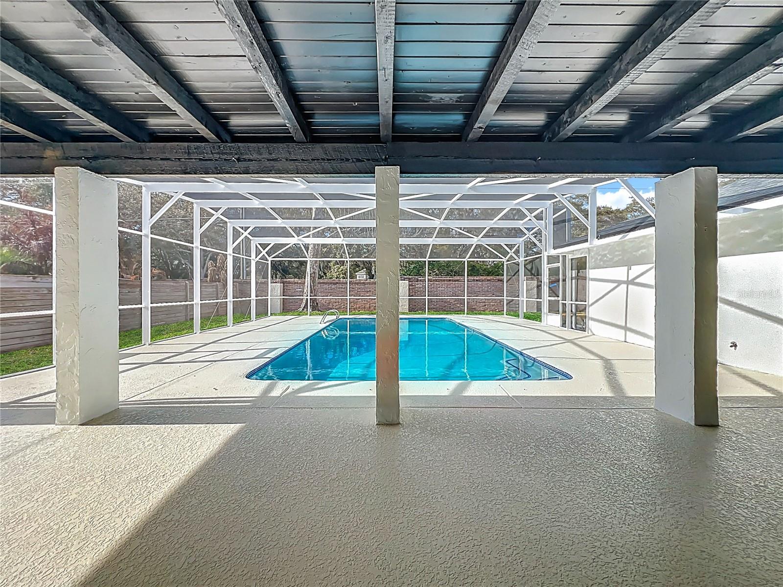 Image 68 of 94 For 351 White Oak Circle