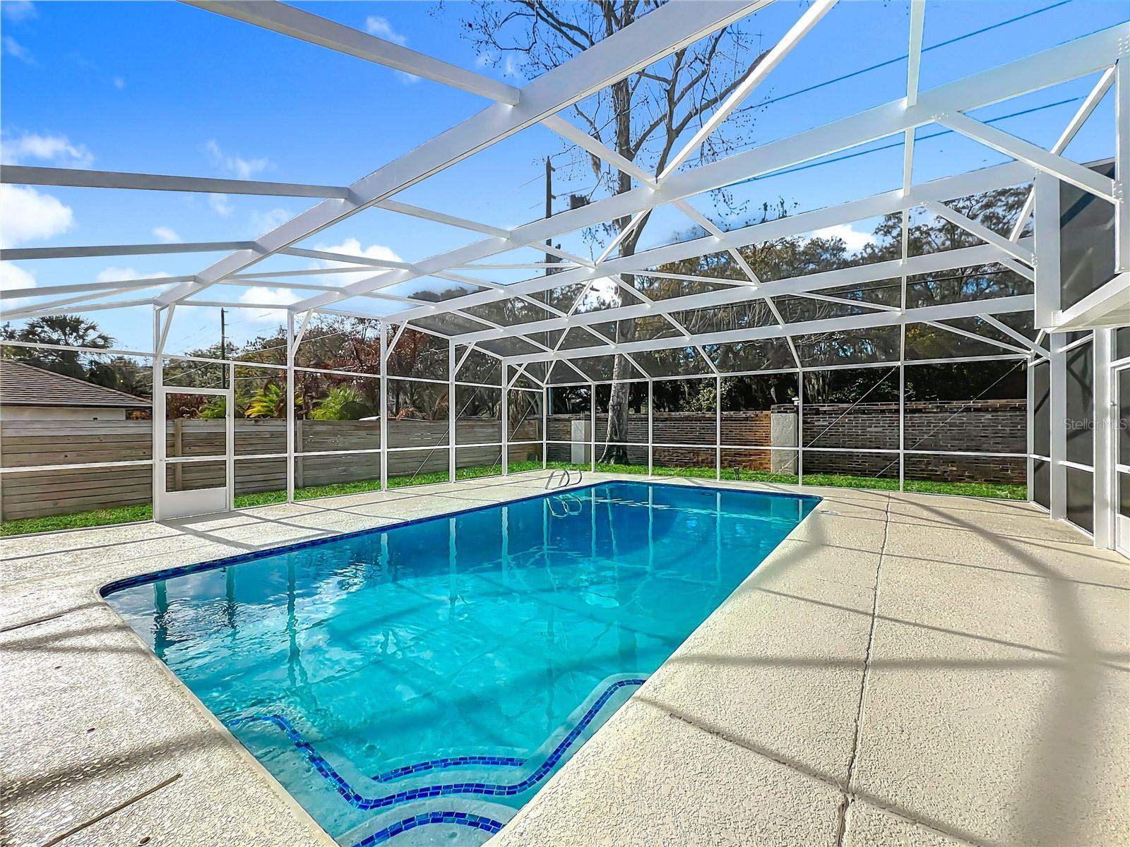 Image 69 of 94 For 351 White Oak Circle