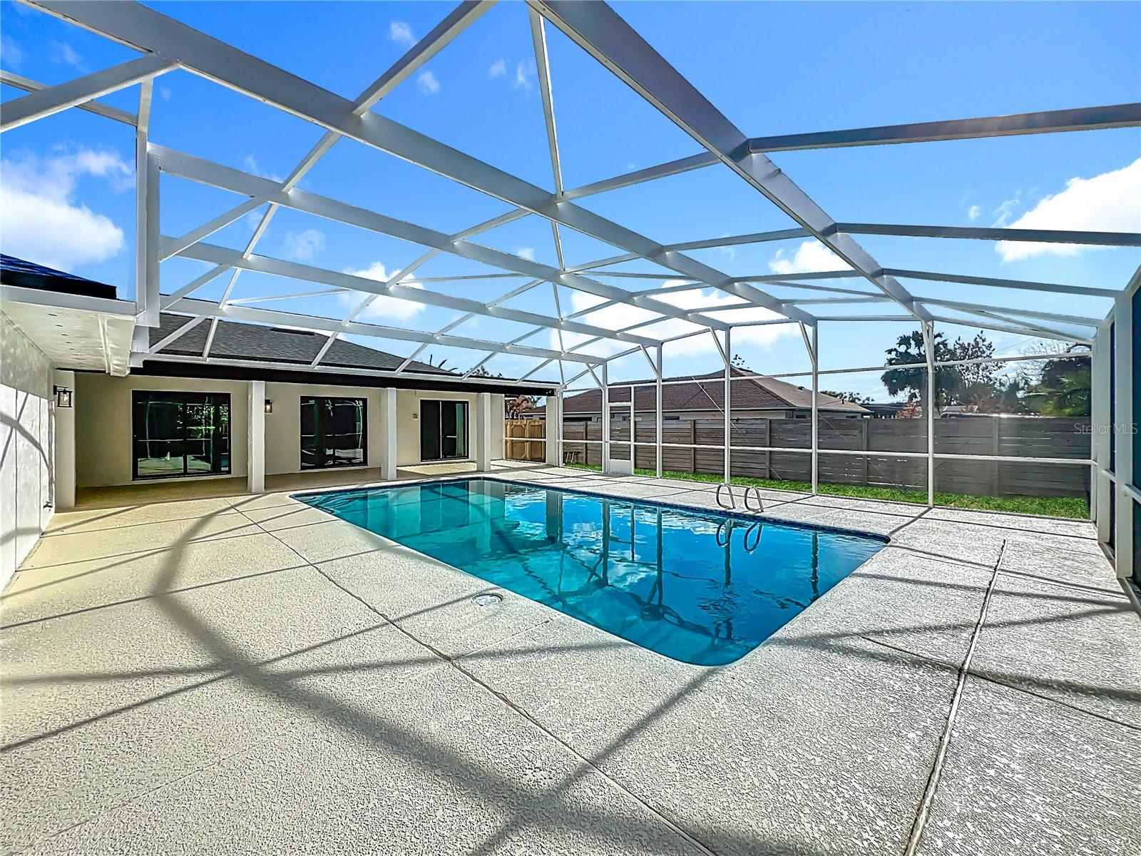 Image 70 of 94 For 351 White Oak Circle