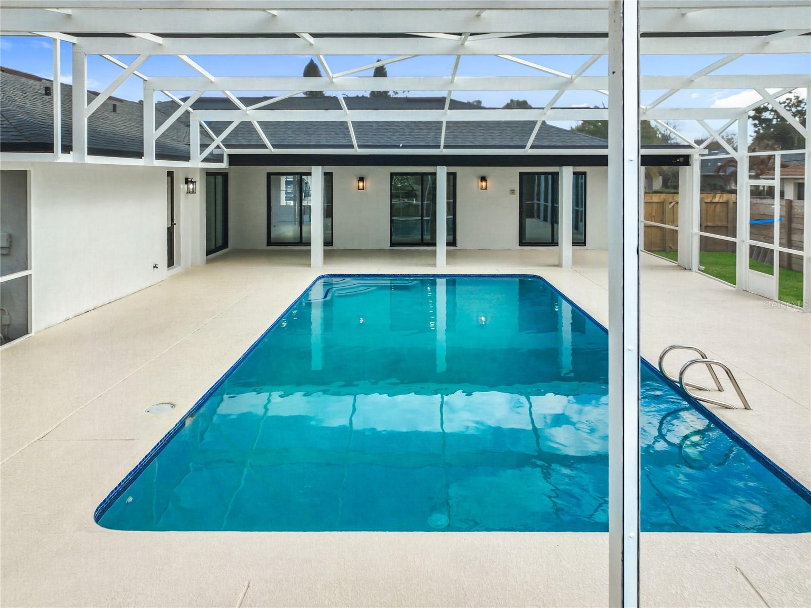 Image 74 of 94 For 351 White Oak Circle