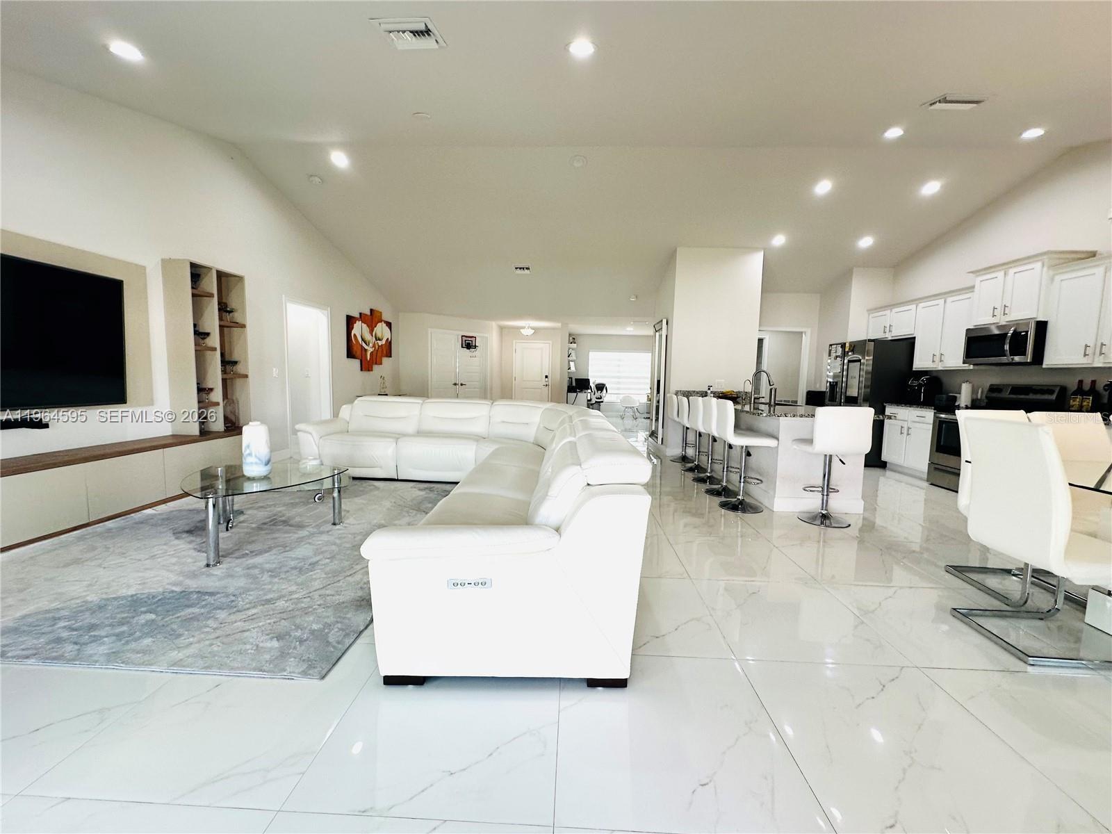 Image 18 of 34 For 1137 4th Place