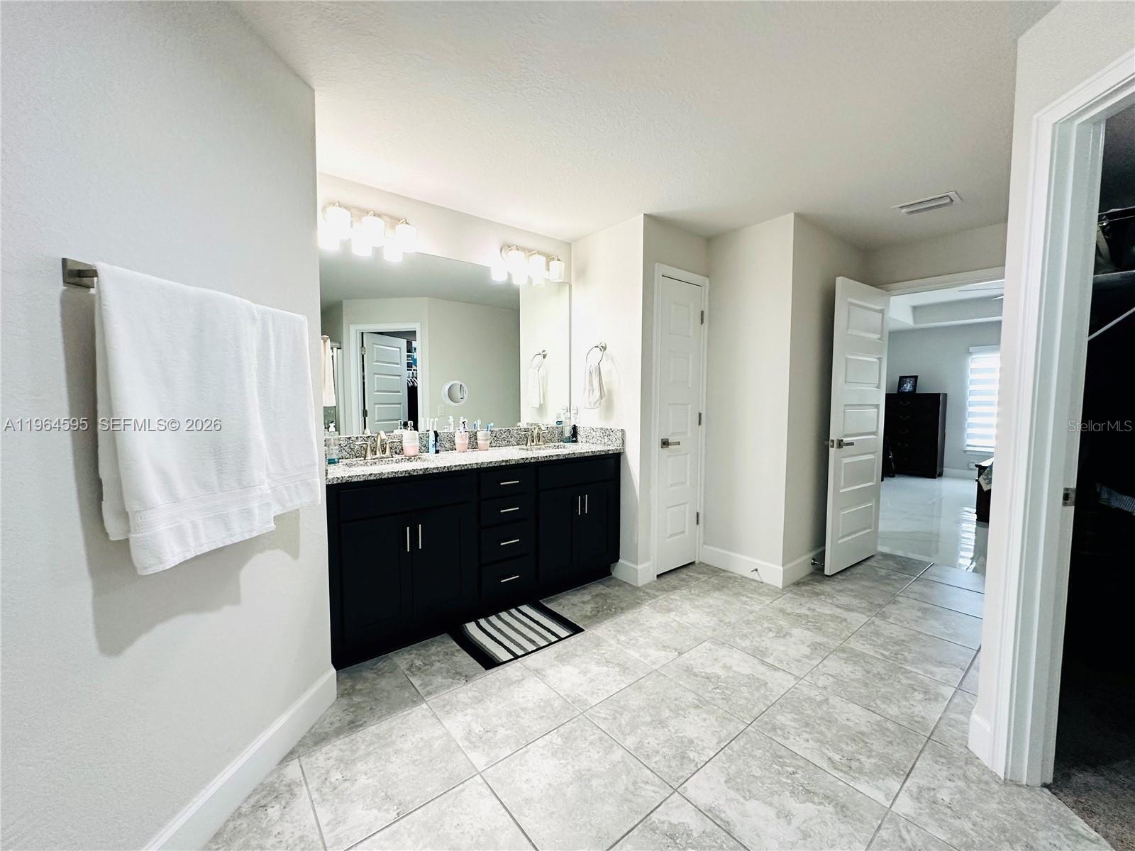 Image 27 of 34 For 1137 4th Place