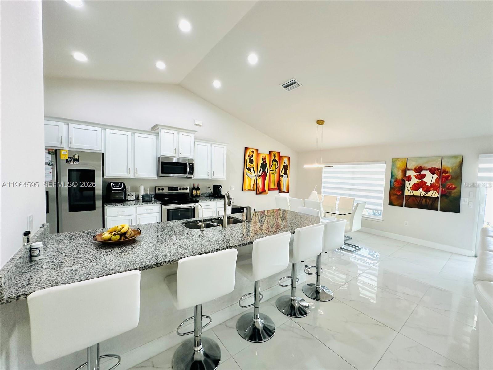 Image 7 of 34 For 1137 4th Place