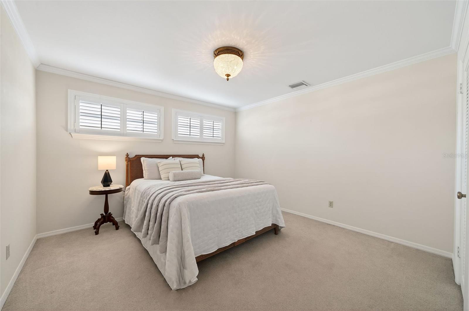 Image 29 of 35 For 925 Ashington Place 3