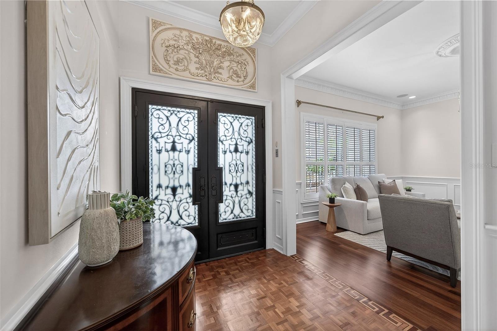 Image 5 of 35 For 925 Ashington Place 3