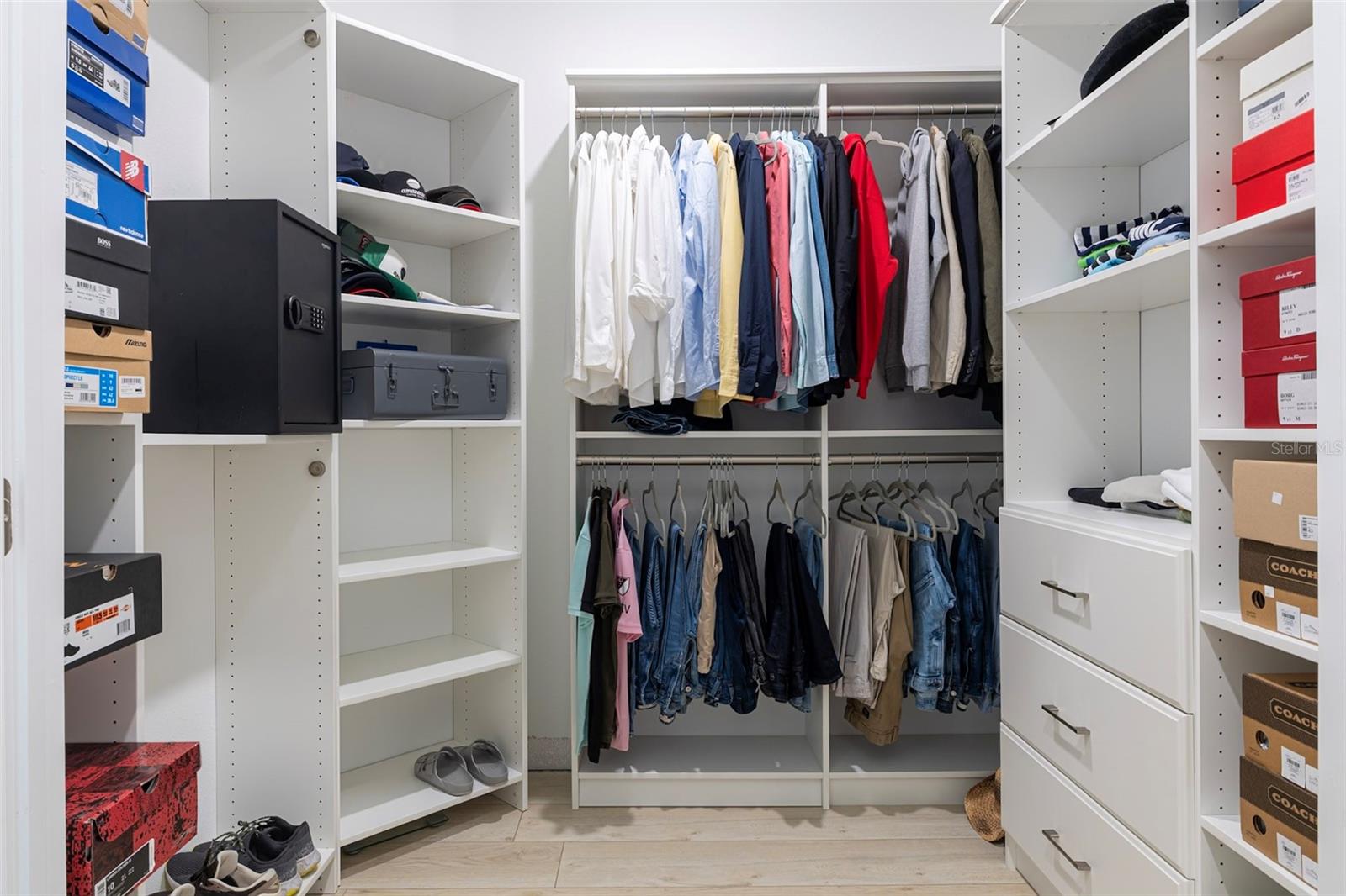 Image 45 of 83 For 4507 Hillingdam Road