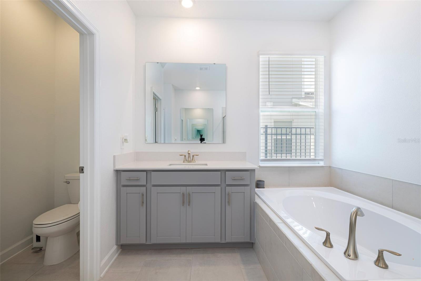 Image 48 of 83 For 4507 Hillingdam Road