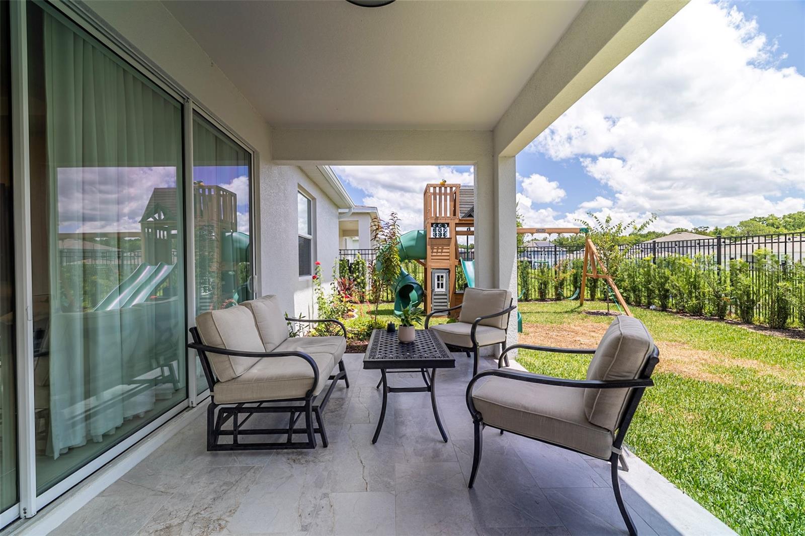 Image 50 of 83 For 4507 Hillingdam Road