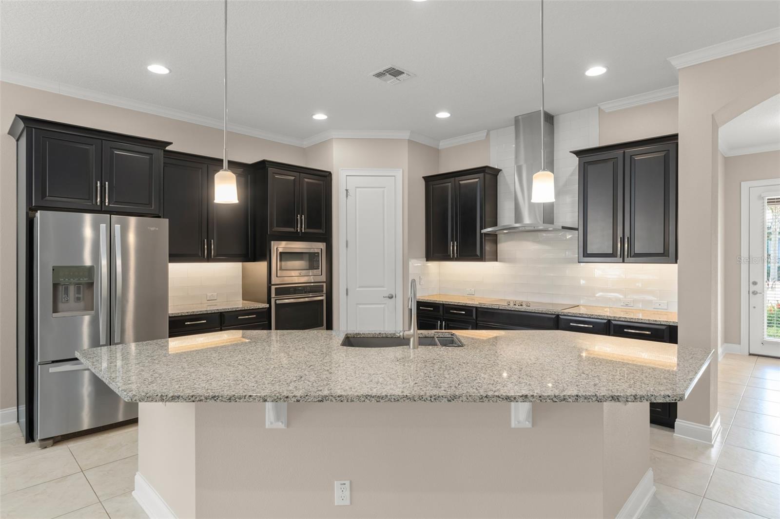 Image 21 of 87 For 13833 Behring Avenue