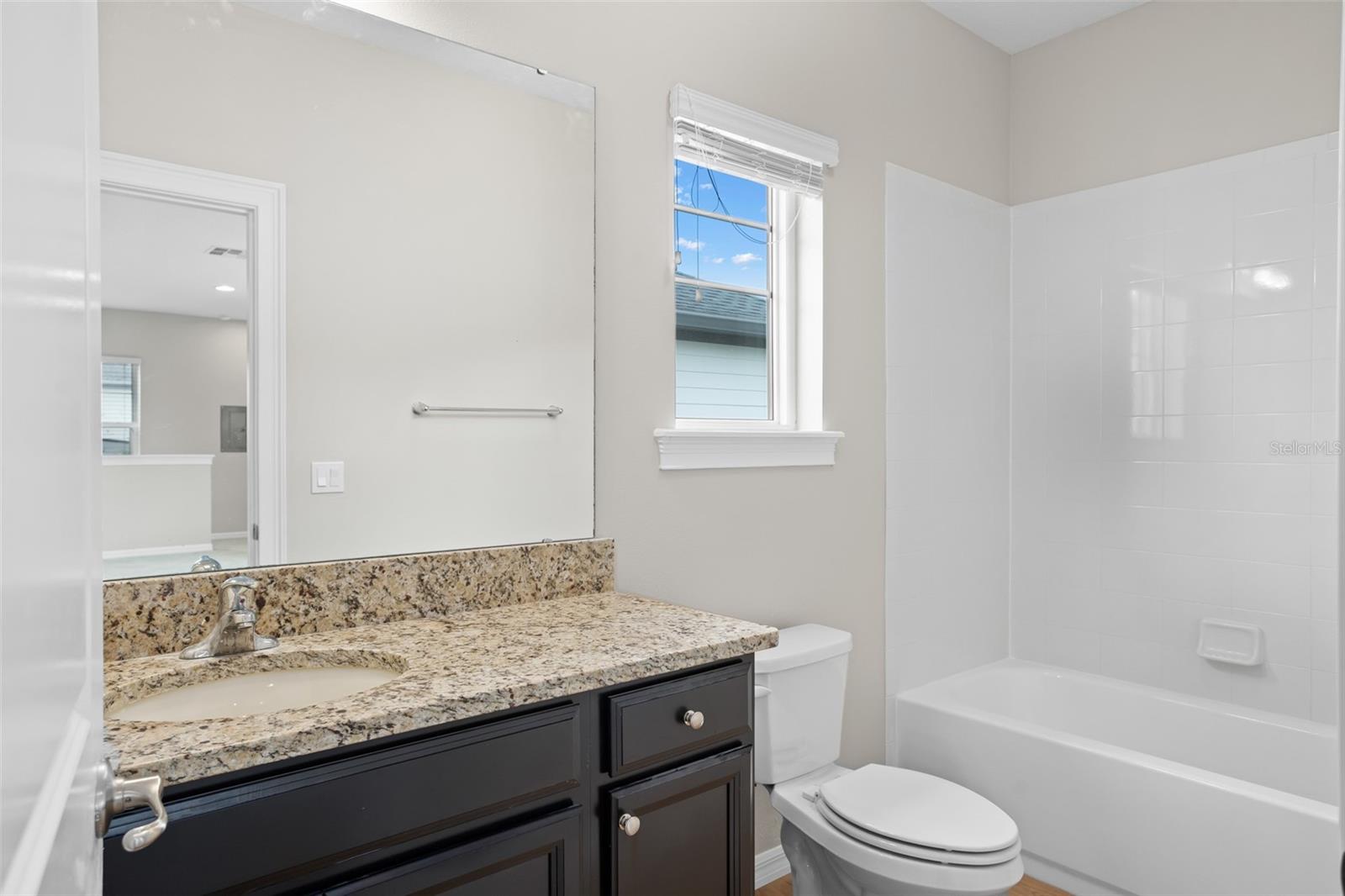 Image 54 of 87 For 13833 Behring Avenue