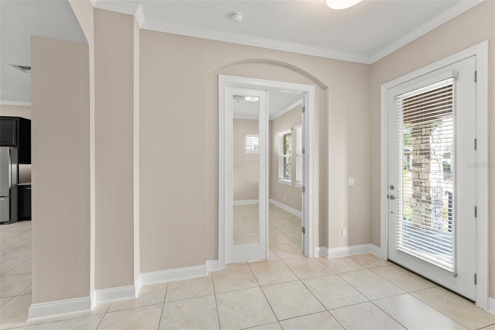 Image 6 of 87 For 13833 Behring Avenue