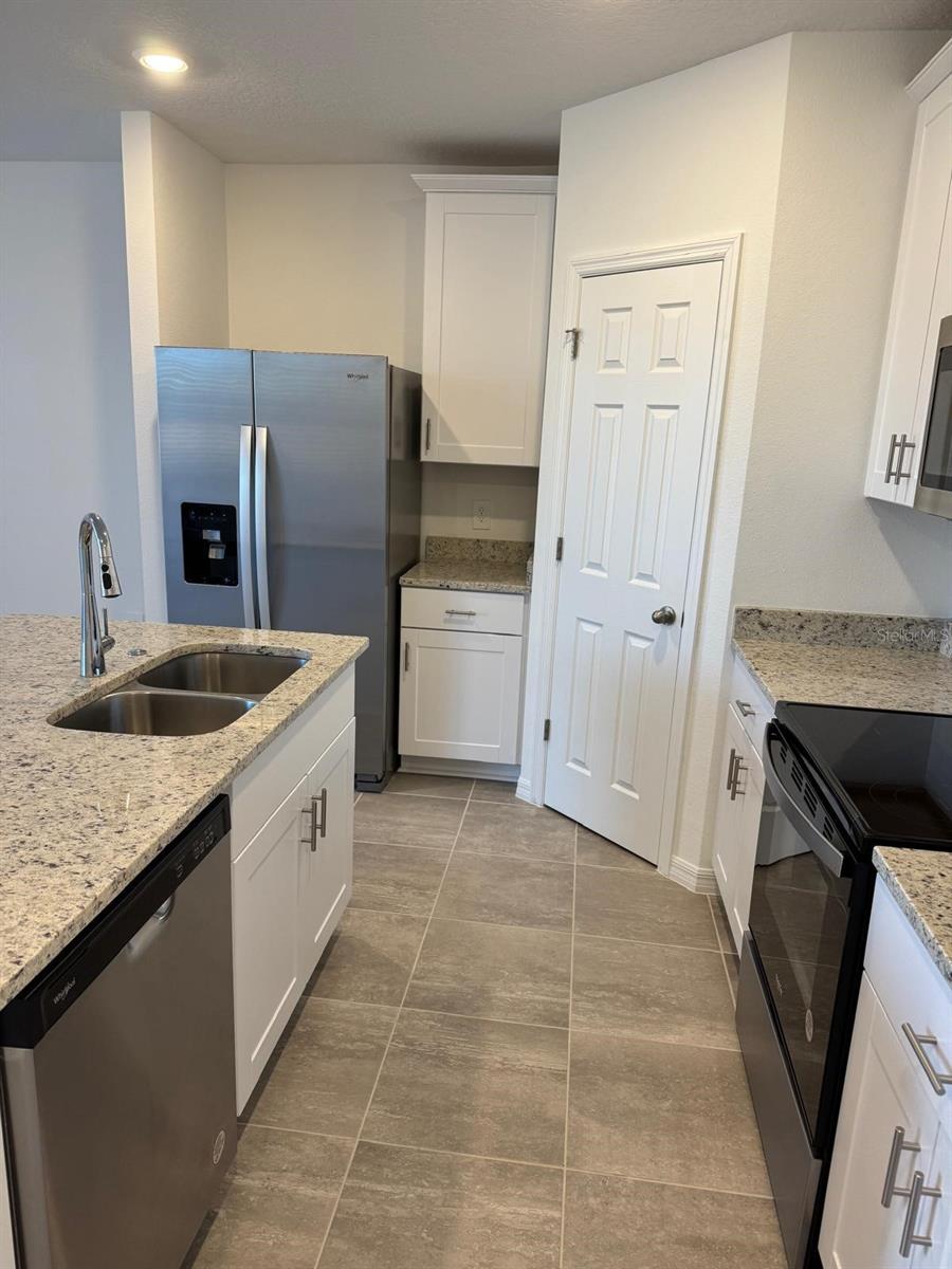 Image 4 of 31 For 16436 Happy Eagle Drive