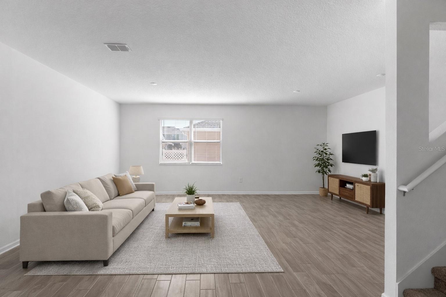 Image 14 of 44 For 13946 Title Way