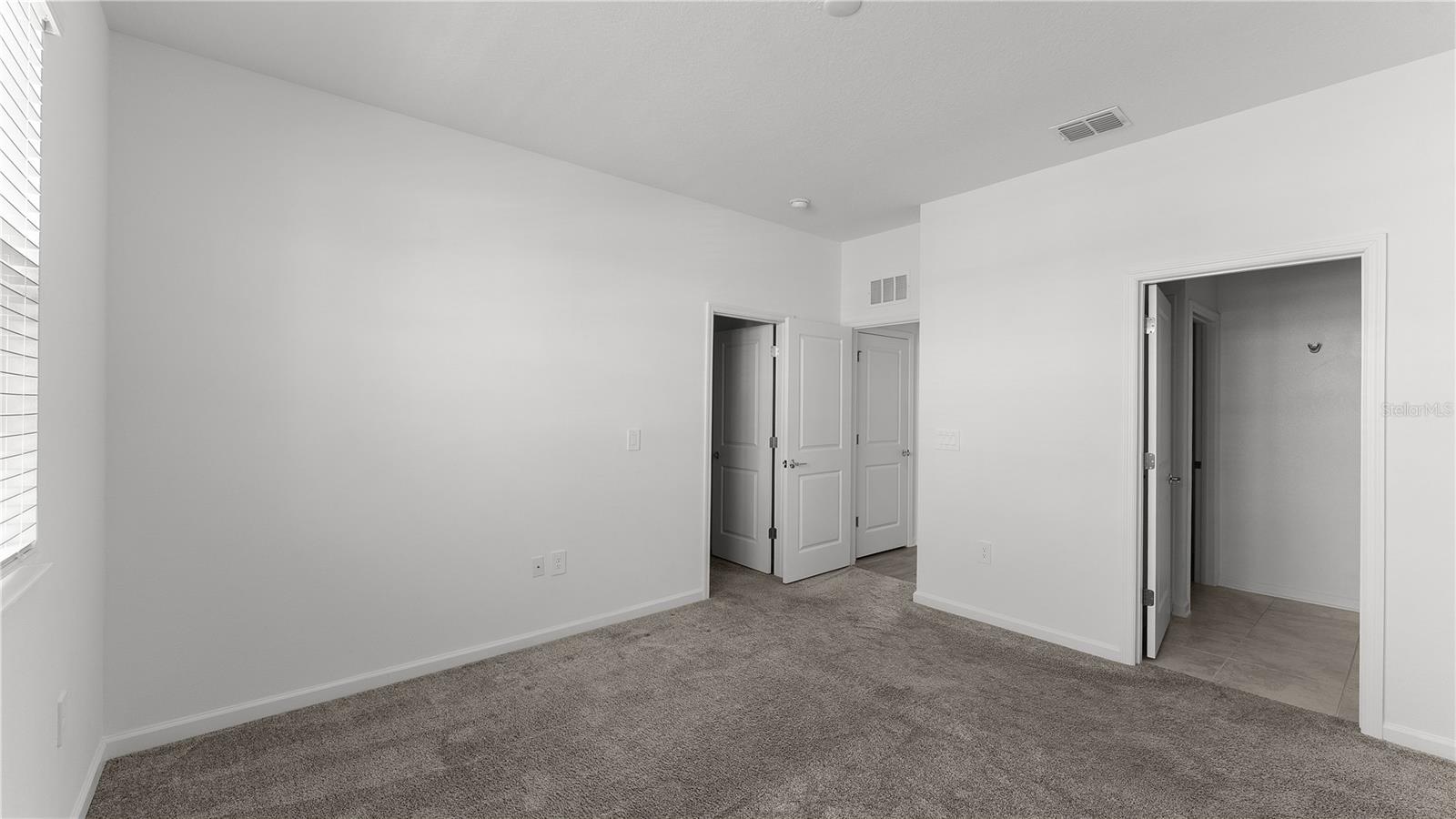 Image 19 of 44 For 13946 Title Way