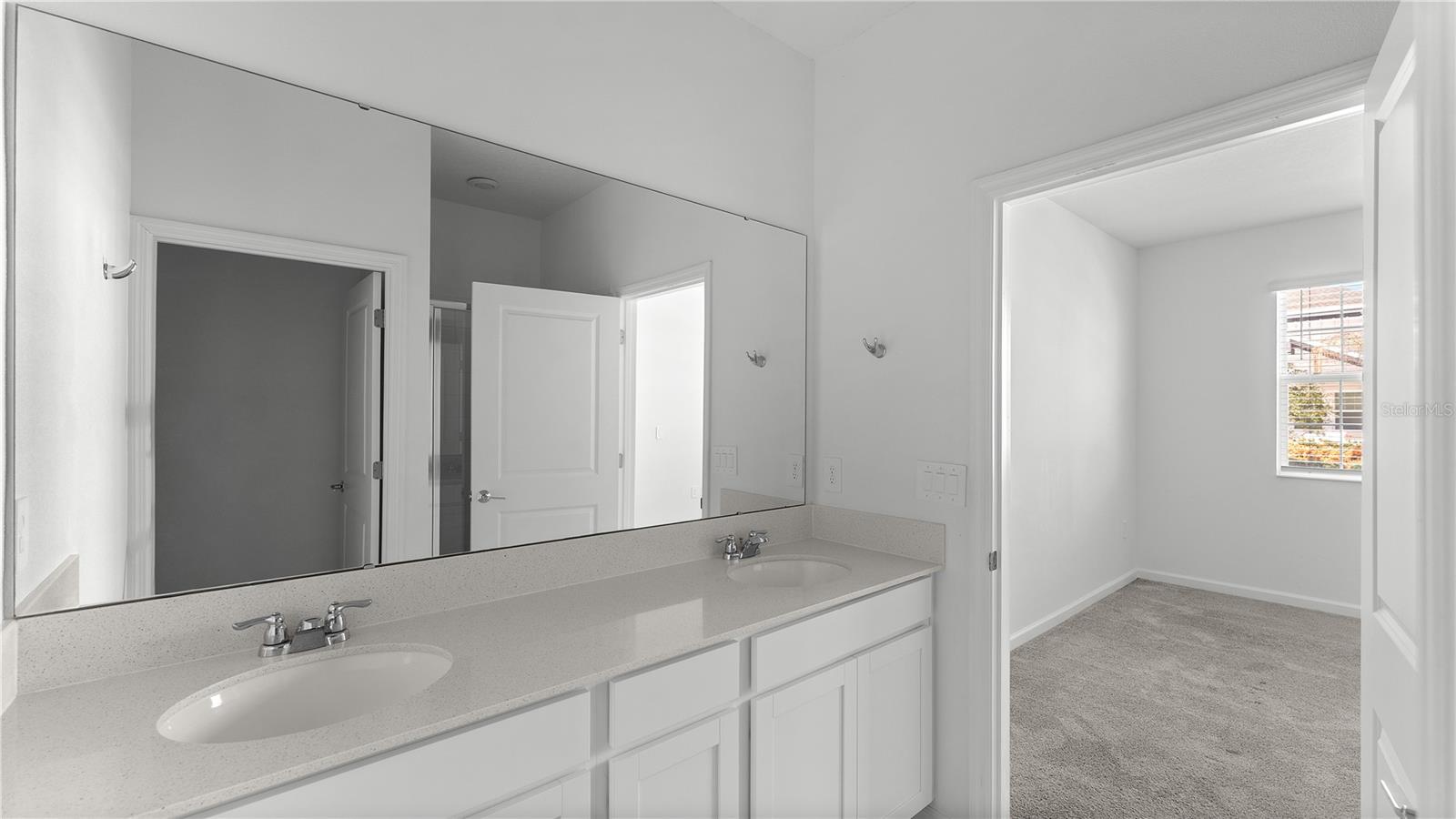 Image 20 of 44 For 13946 Title Way