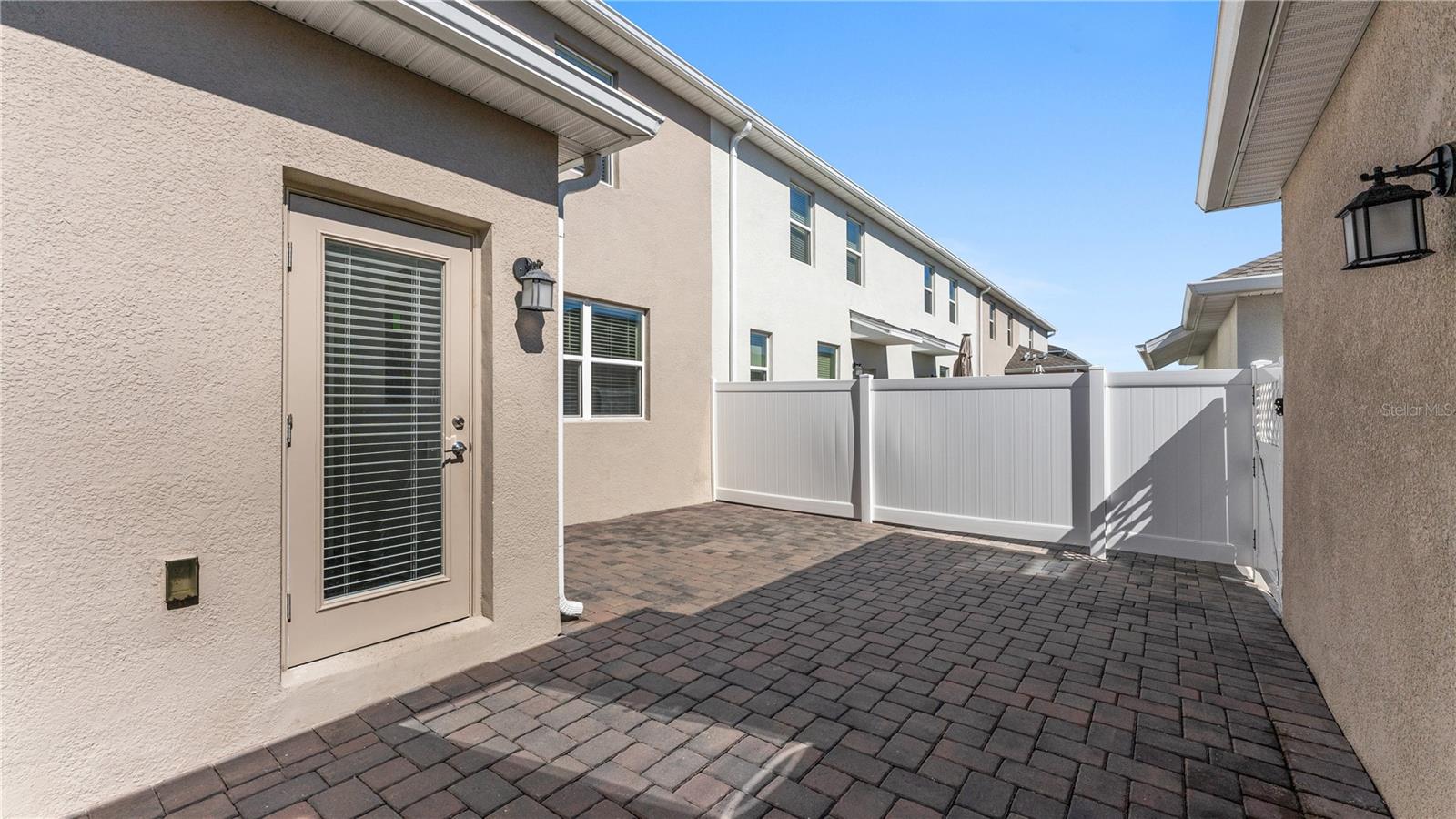 Image 37 of 44 For 13946 Title Way