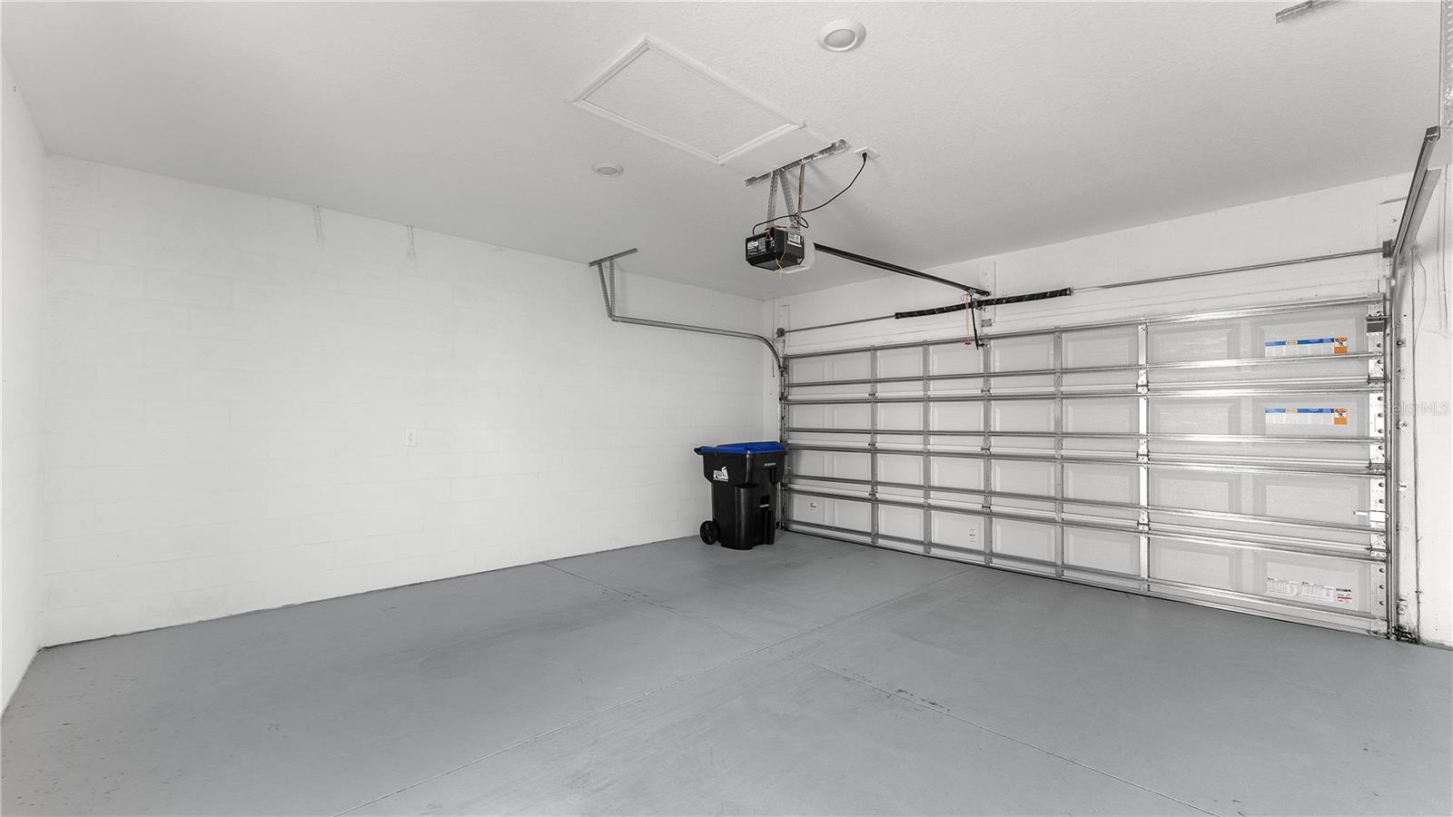 Image 38 of 44 For 13946 Title Way